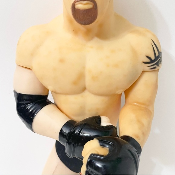 Vintage 1999 WCW Play By Play Goldberg" 18"  Plush Action Figure - Picture 4 of 16